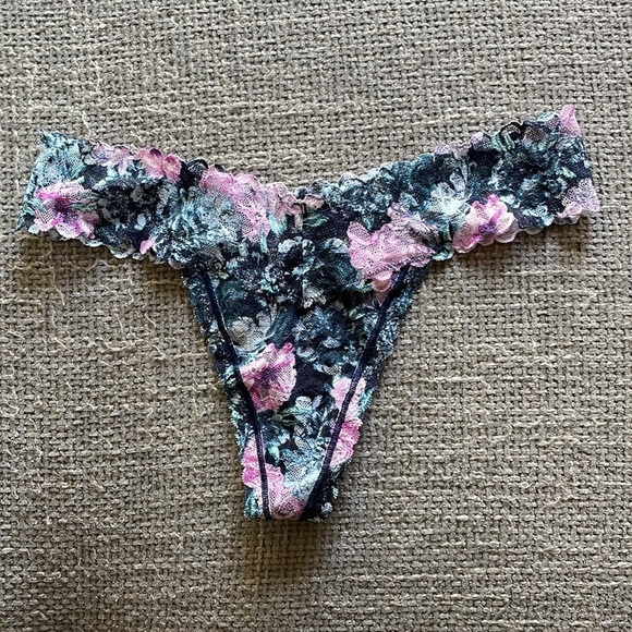 NEW VICTORIA’S SECRET Panty Bundle! - Picture 8 of 13